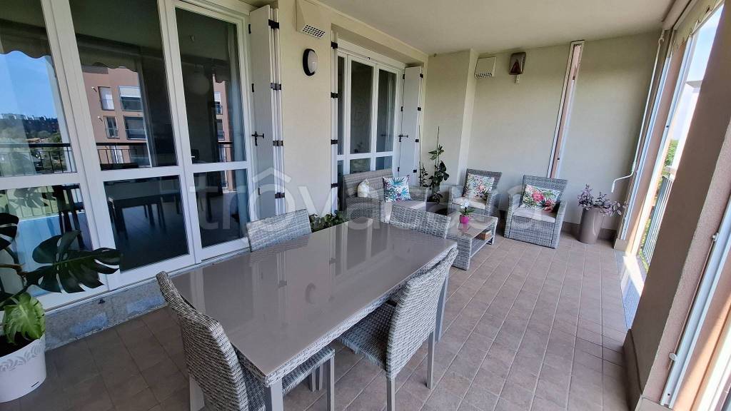 appartamento in vendita a Segrate in zona Rovagnasco