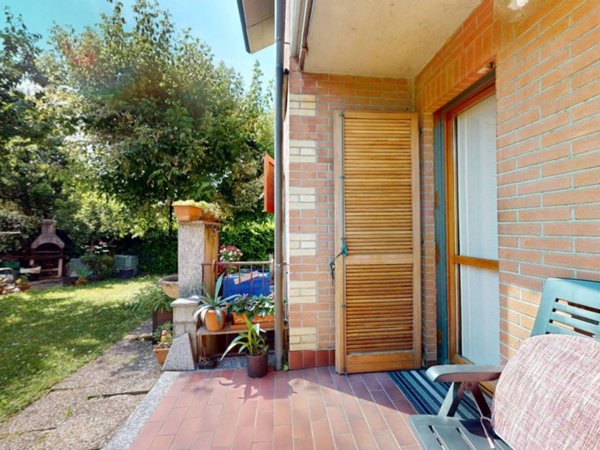 casa indipendente in vendita a Segrate