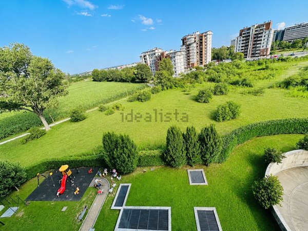 appartamento in vendita a Segrate in zona Rovagnasco