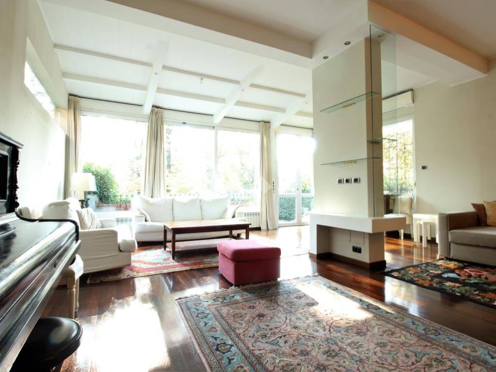 casa indipendente in vendita a Segrate in zona Milano San Felice