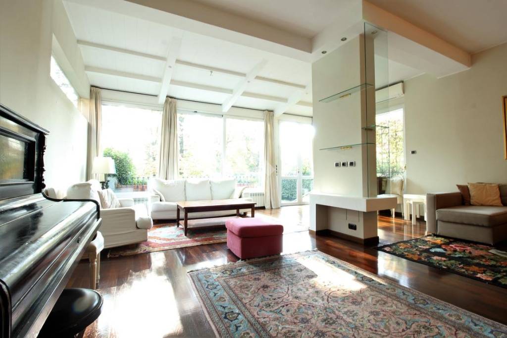 casa indipendente in vendita a Segrate in zona Milano San Felice