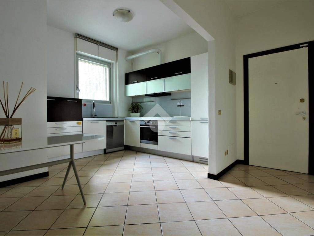 appartamento in vendita a Segrate in zona Milano San Felice