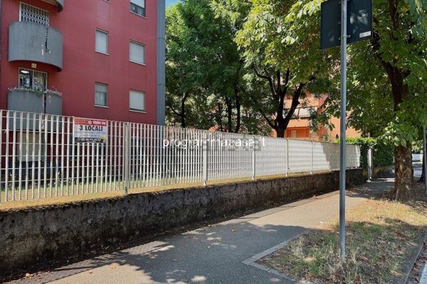 appartamento in vendita a Segrate in zona Rovagnasco