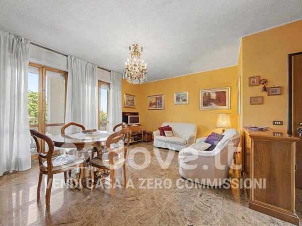 appartamento in vendita a Segrate in zona Rovagnasco