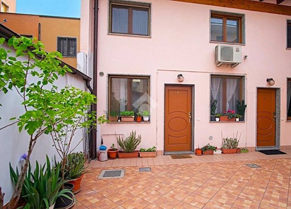 appartamento in vendita a Segrate