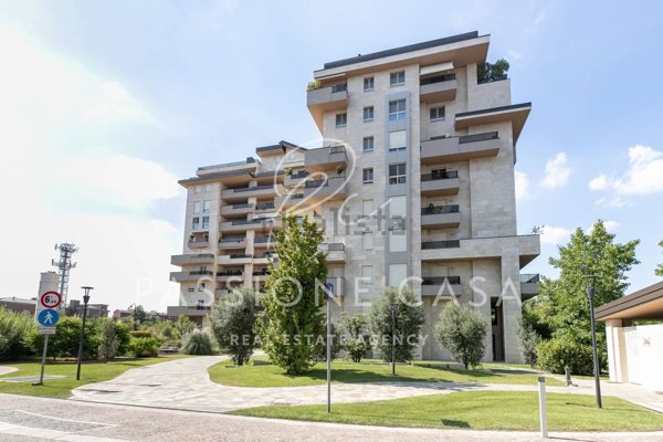 appartamento in vendita a Segrate in zona Rovagnasco