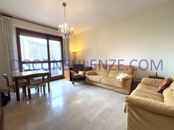 appartamento in vendita a Segrate in zona Rovagnasco