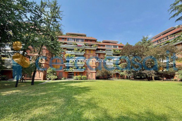 appartamento in vendita a Segrate in zona Milano 2