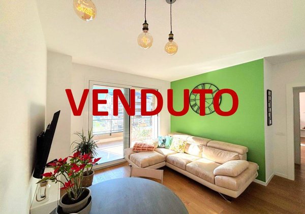 appartamento in vendita a Segrate in zona Rovagnasco