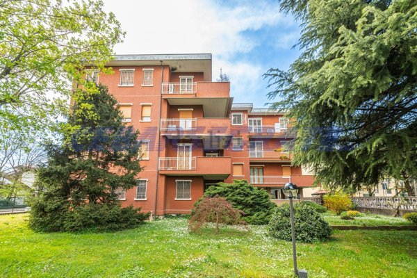 appartamento in vendita a Segrate in zona Rovagnasco