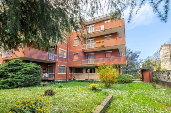 appartamento in vendita a Segrate in zona Rovagnasco