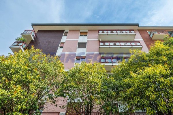 appartamento in vendita a Segrate in zona Rovagnasco