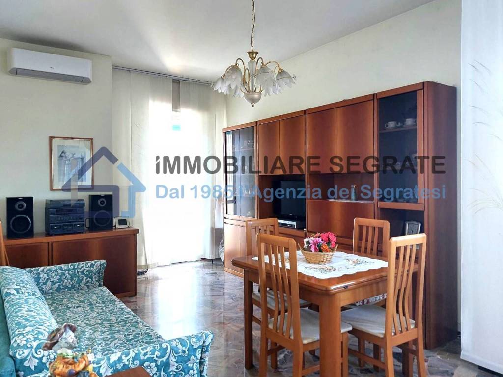 appartamento in vendita a Segrate in zona Rovagnasco