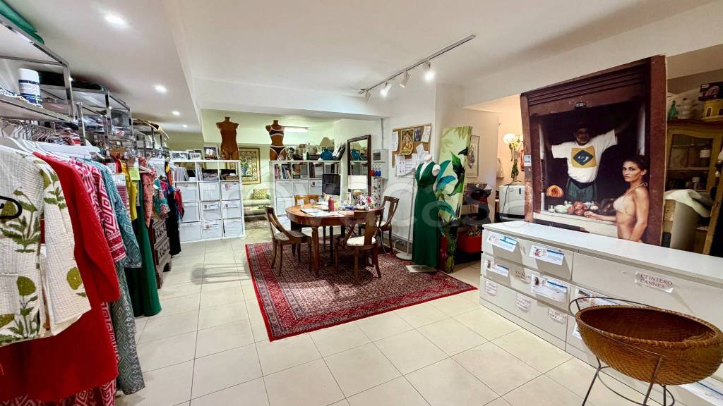 appartamento in vendita a Segrate in zona Milano San Felice