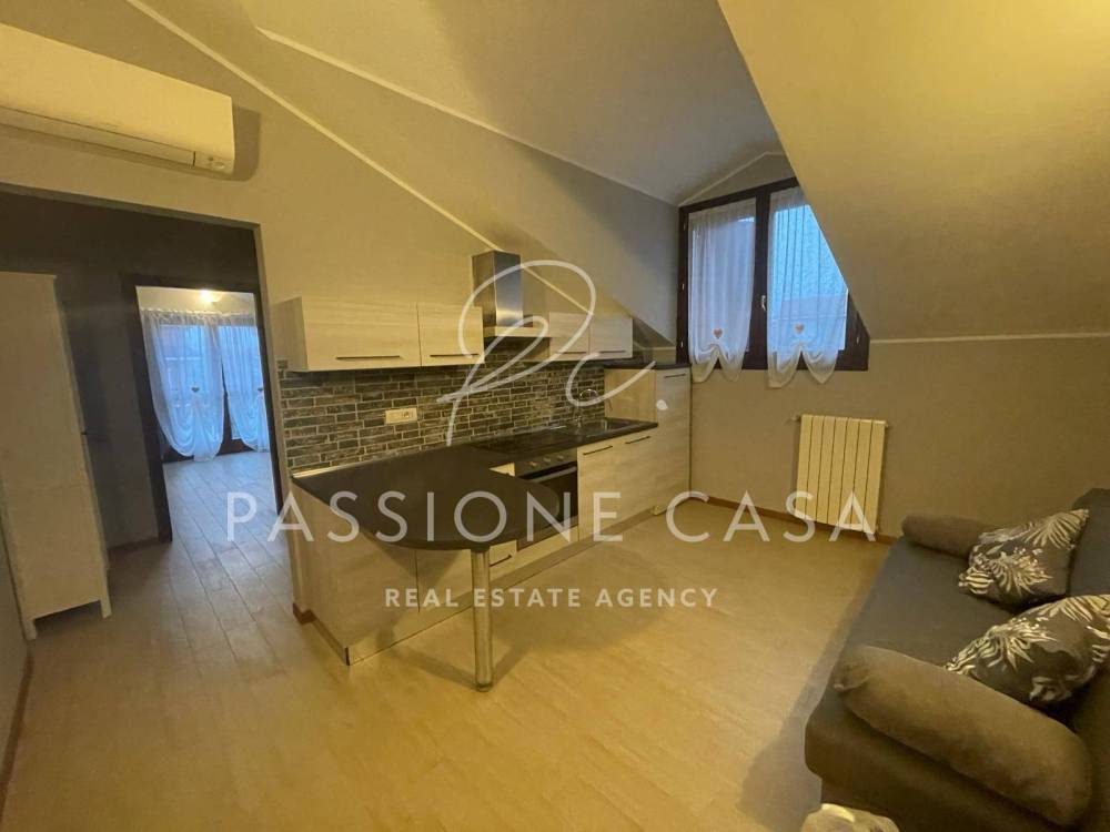 appartamento in vendita a Segrate in zona Rovagnasco