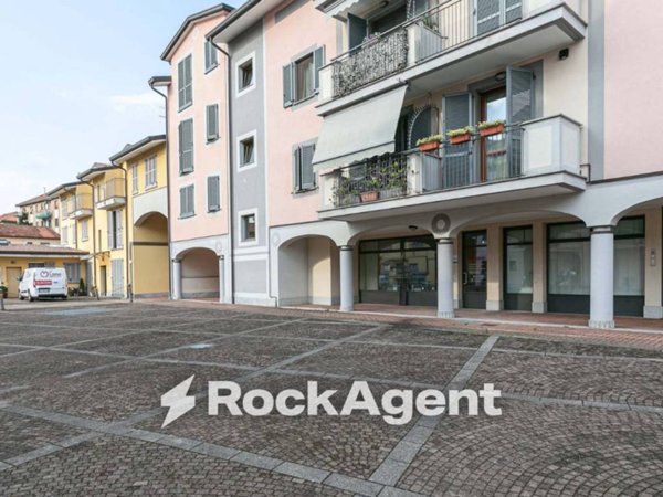 appartamento in vendita a Segrate in zona Rovagnasco