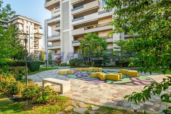 appartamento in vendita a Segrate in zona Rovagnasco