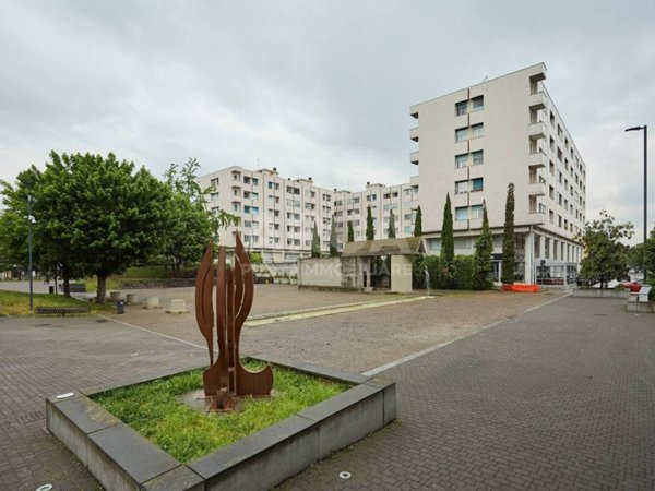 appartamento in vendita a Segrate in zona Rovagnasco
