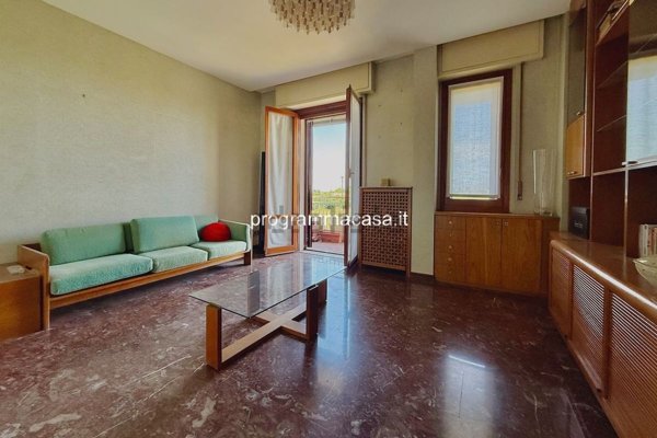appartamento in vendita a Segrate in zona Redecesio