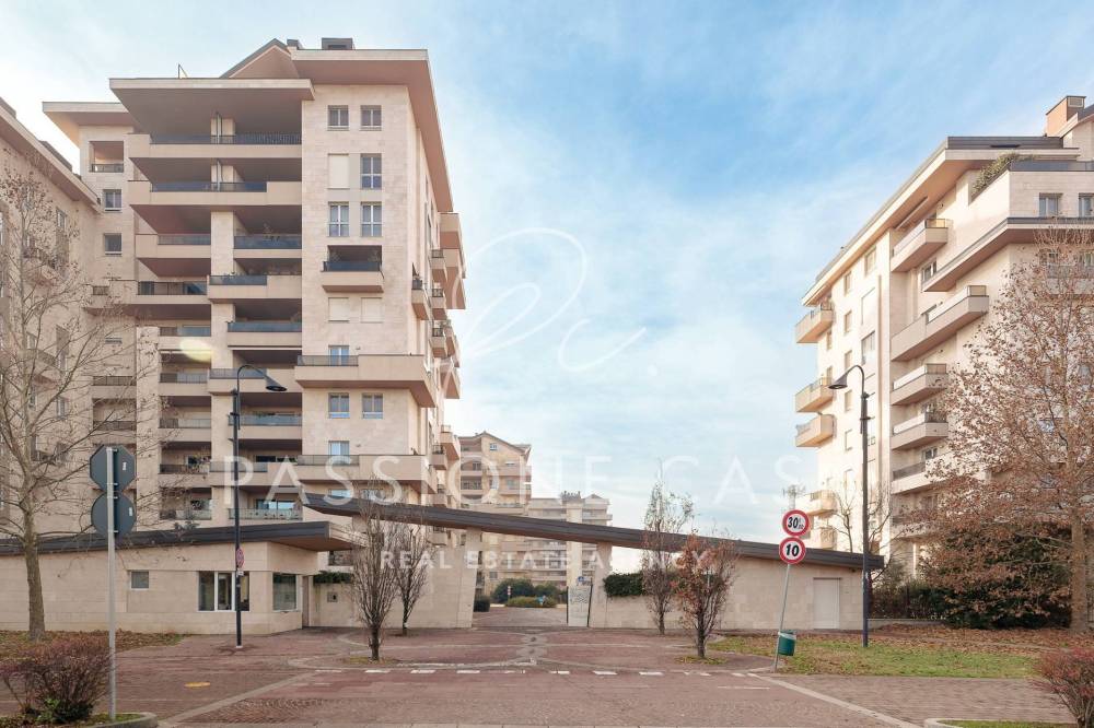 appartamento in vendita a Segrate in zona Rovagnasco