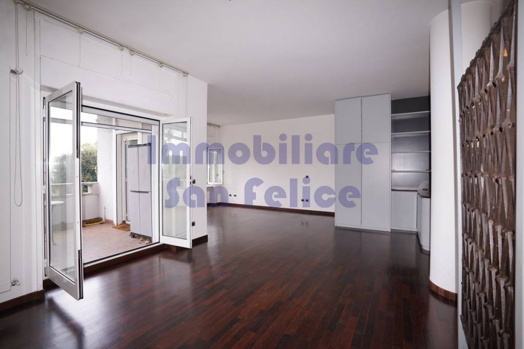 appartamento in vendita a Segrate in zona Milano San Felice