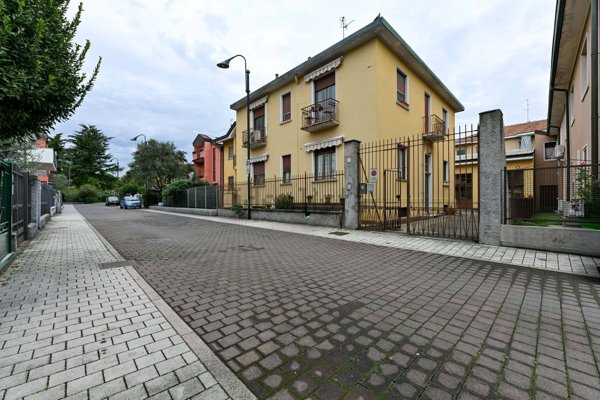 appartamento in vendita a Segrate