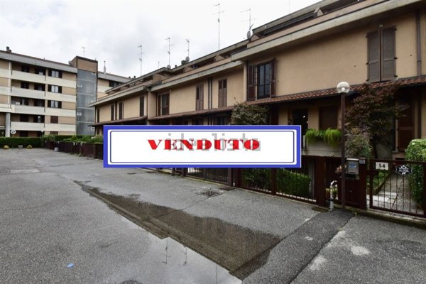 casa indipendente in vendita a Senago