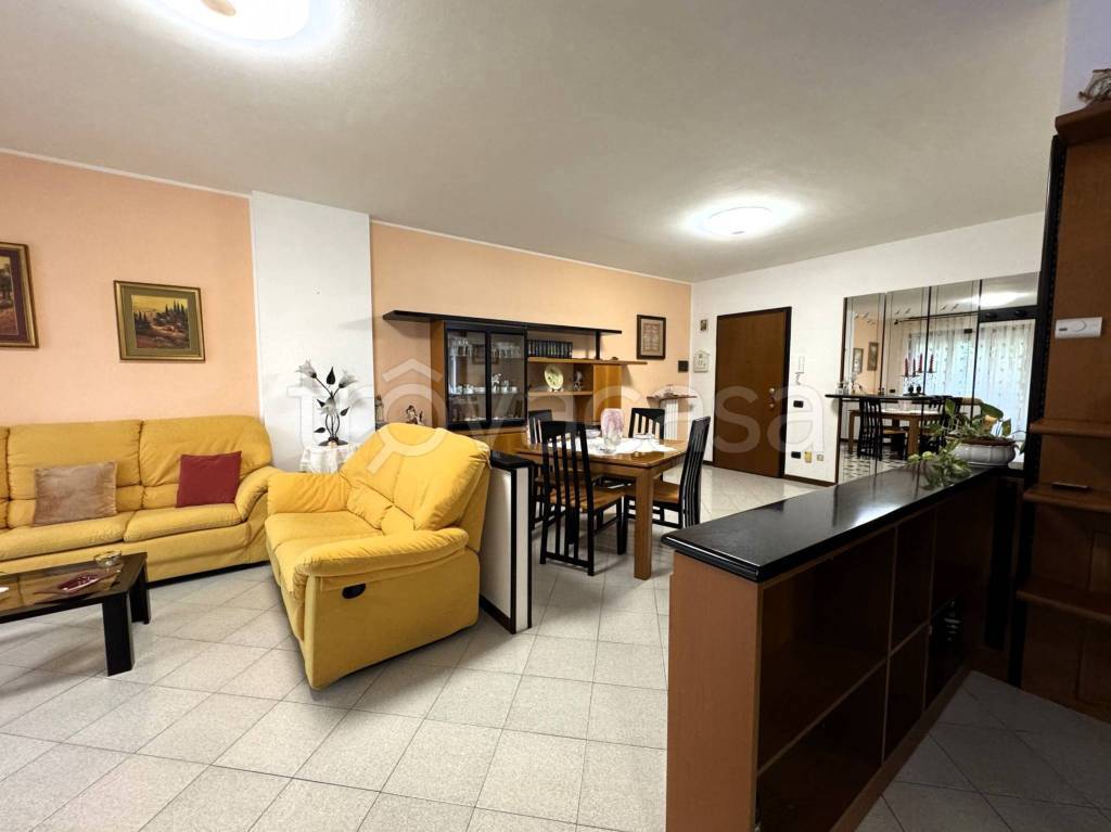 appartamento in vendita a Senago