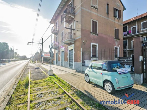 negozio in vendita a Senago