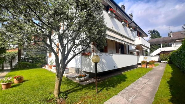 appartamento in vendita a Senago