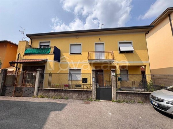 casa indipendente in vendita a Senago