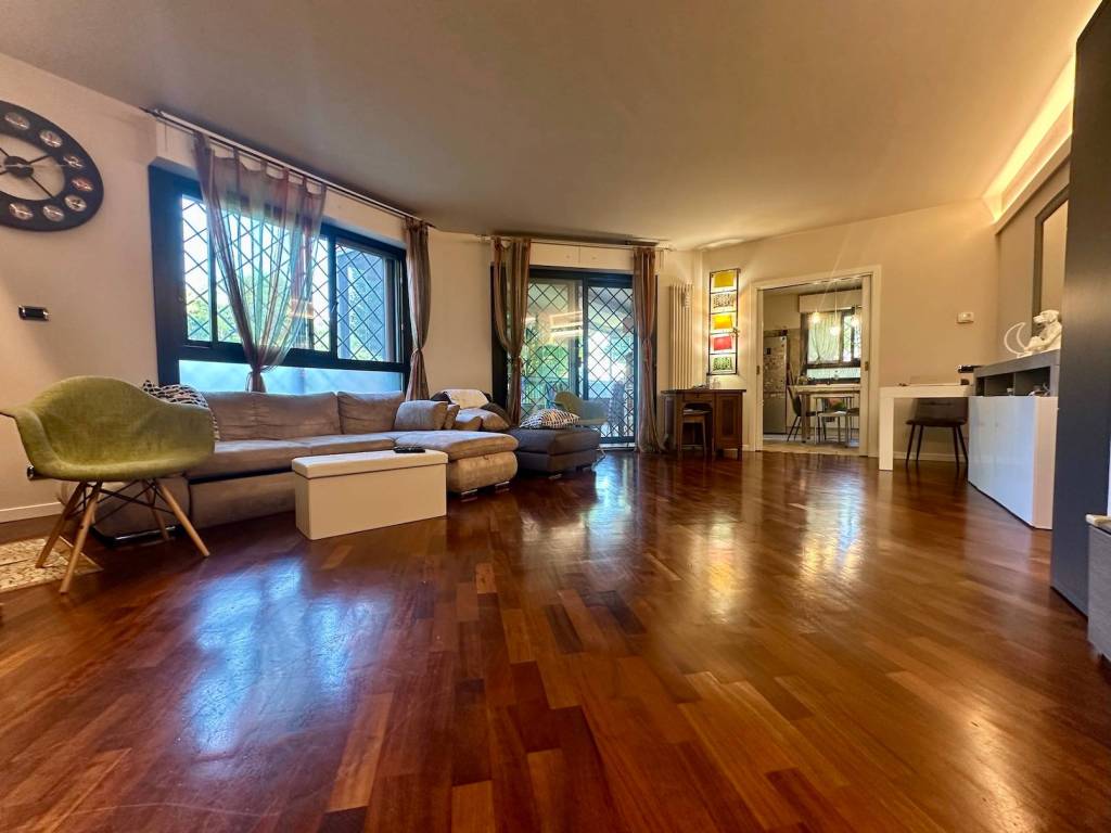 appartamento in vendita a Senago