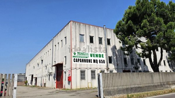 ufficio in vendita a Senago