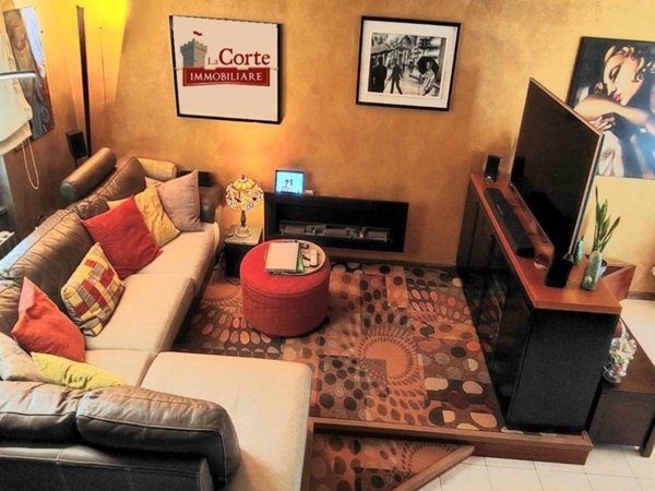 casa indipendente in vendita a Senago