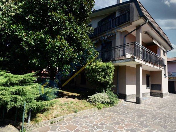 appartamento in vendita a Senago