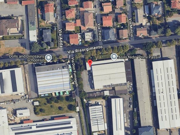 locale commerciale in vendita a Senago