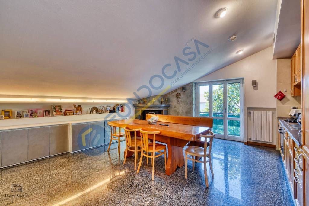 appartamento in vendita a Senago