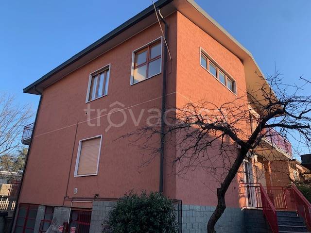 casa indipendente in vendita a Senago