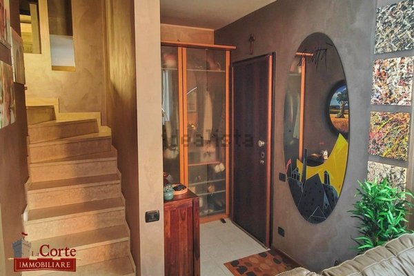 casa indipendente in vendita a Senago