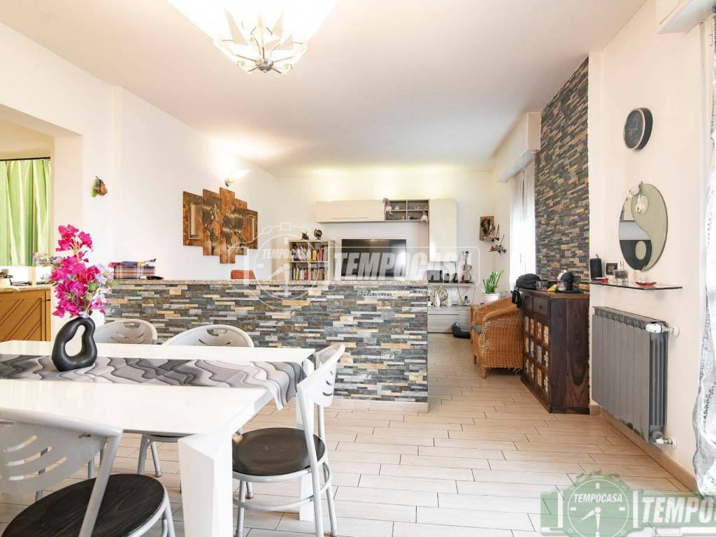 appartamento in vendita a Senago