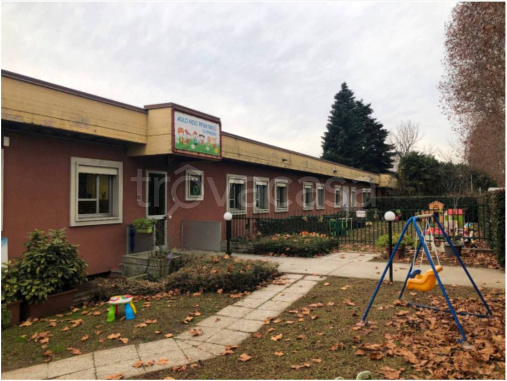 negozio in vendita a Senago