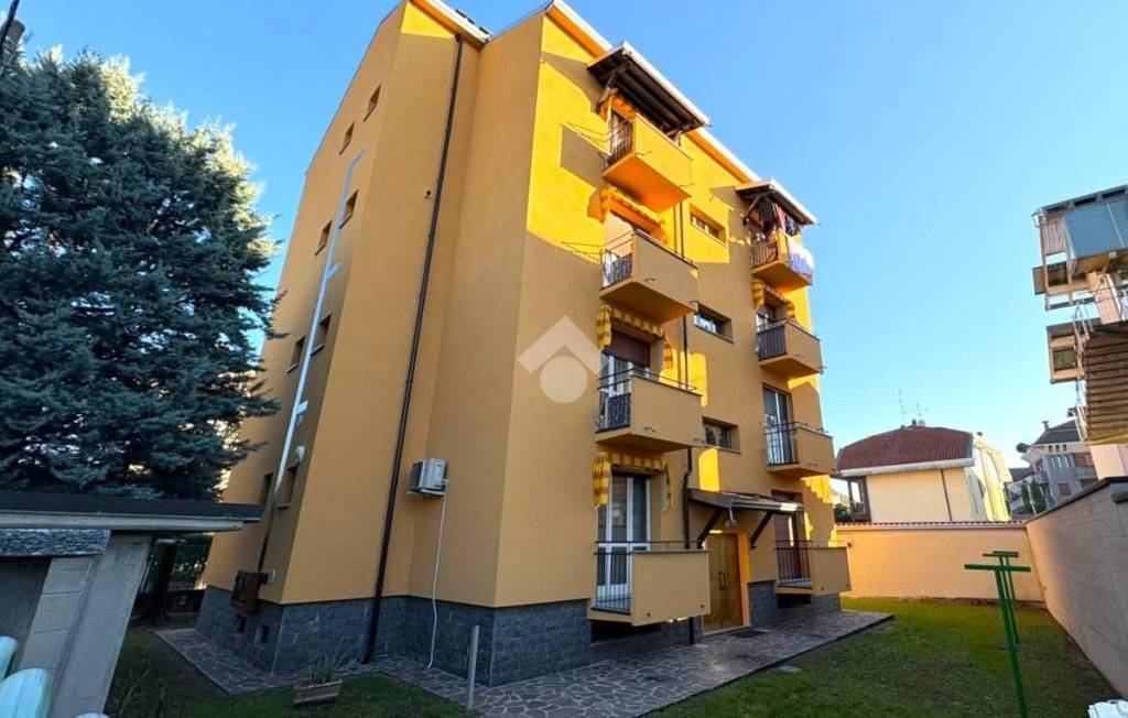appartamento in vendita a Senago