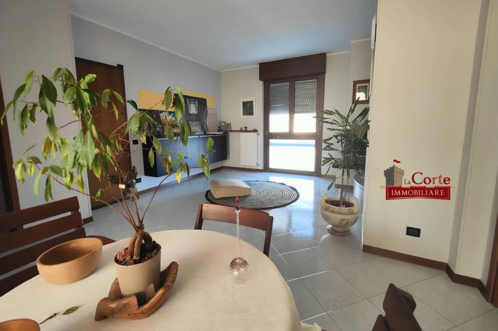 appartamento in vendita a Senago