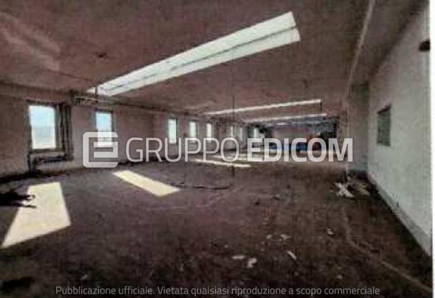 negozio in vendita a Senago