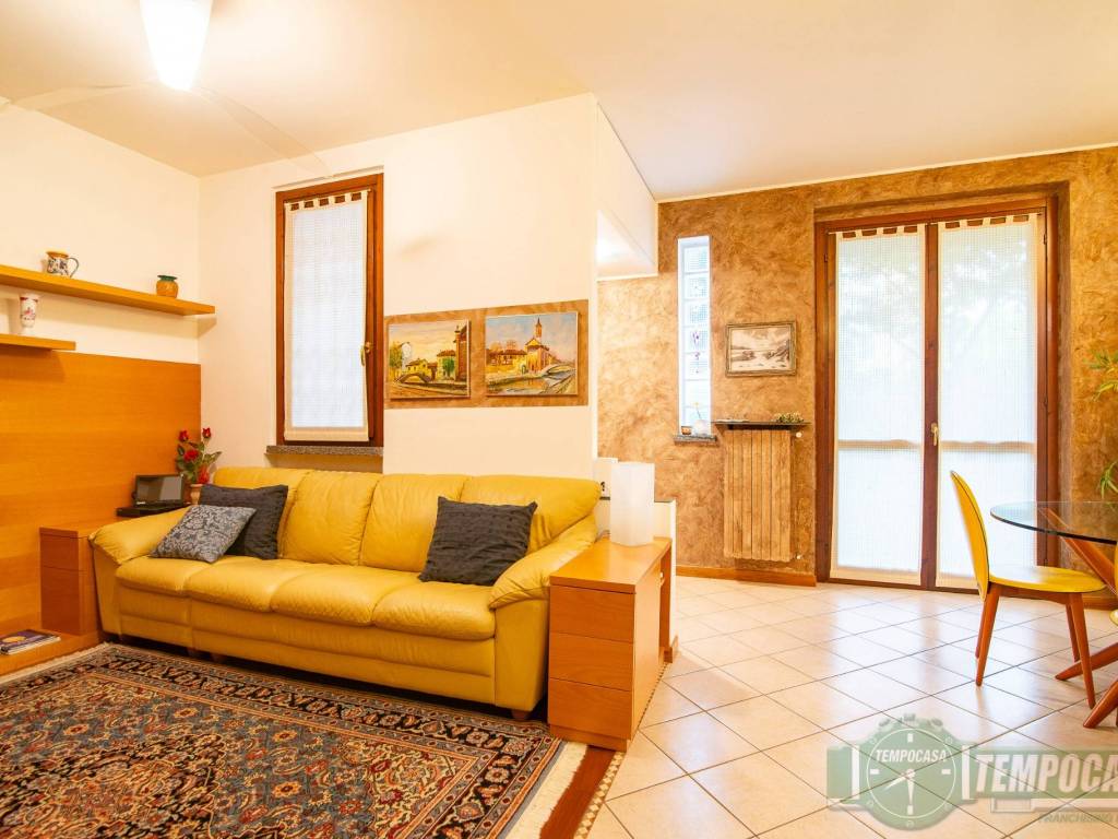 casa indipendente in vendita a Senago