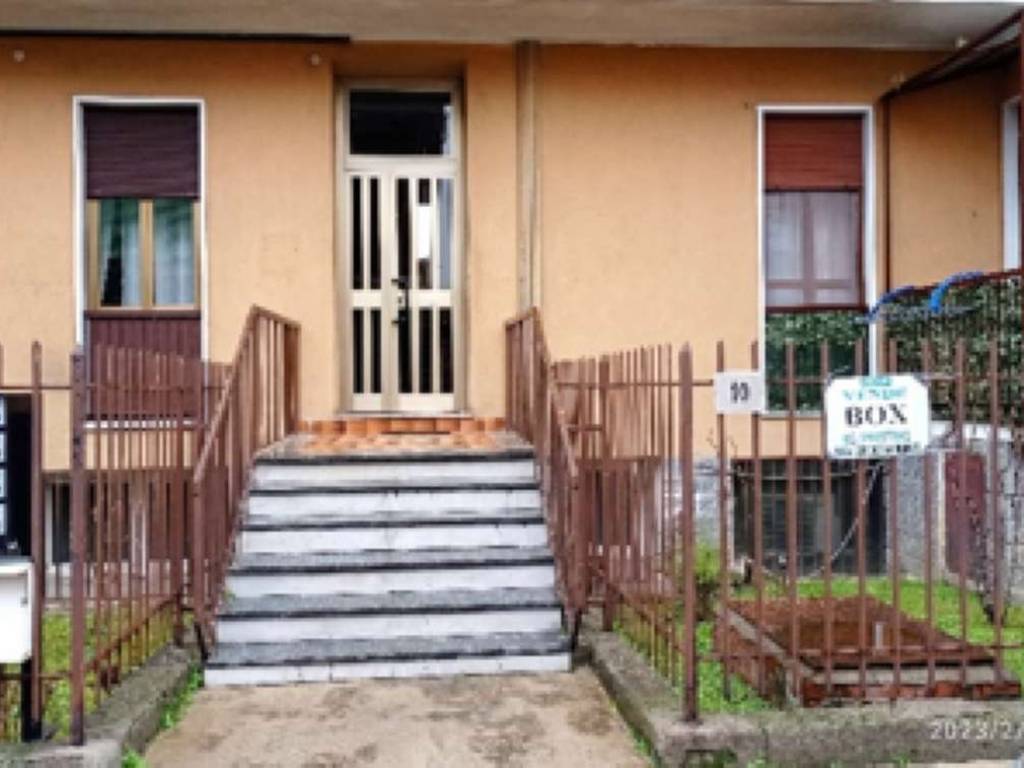 ufficio in vendita a Senago