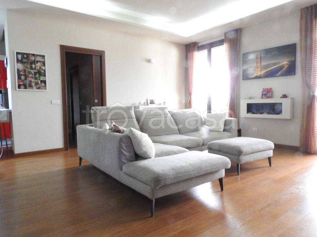 appartamento in vendita a Senago