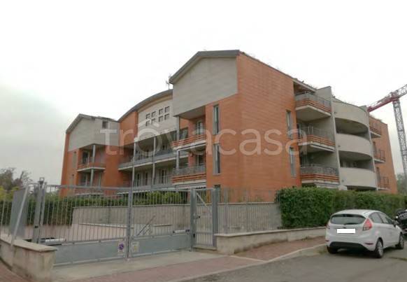 locale commerciale in vendita a Senago