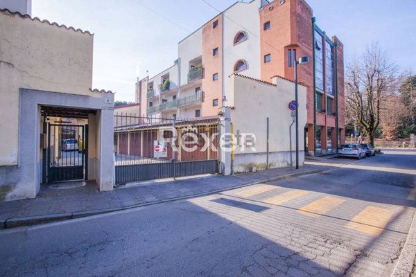 intera palazzina in vendita a Senago