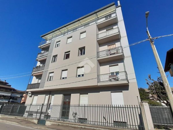 appartamento in vendita a Senago